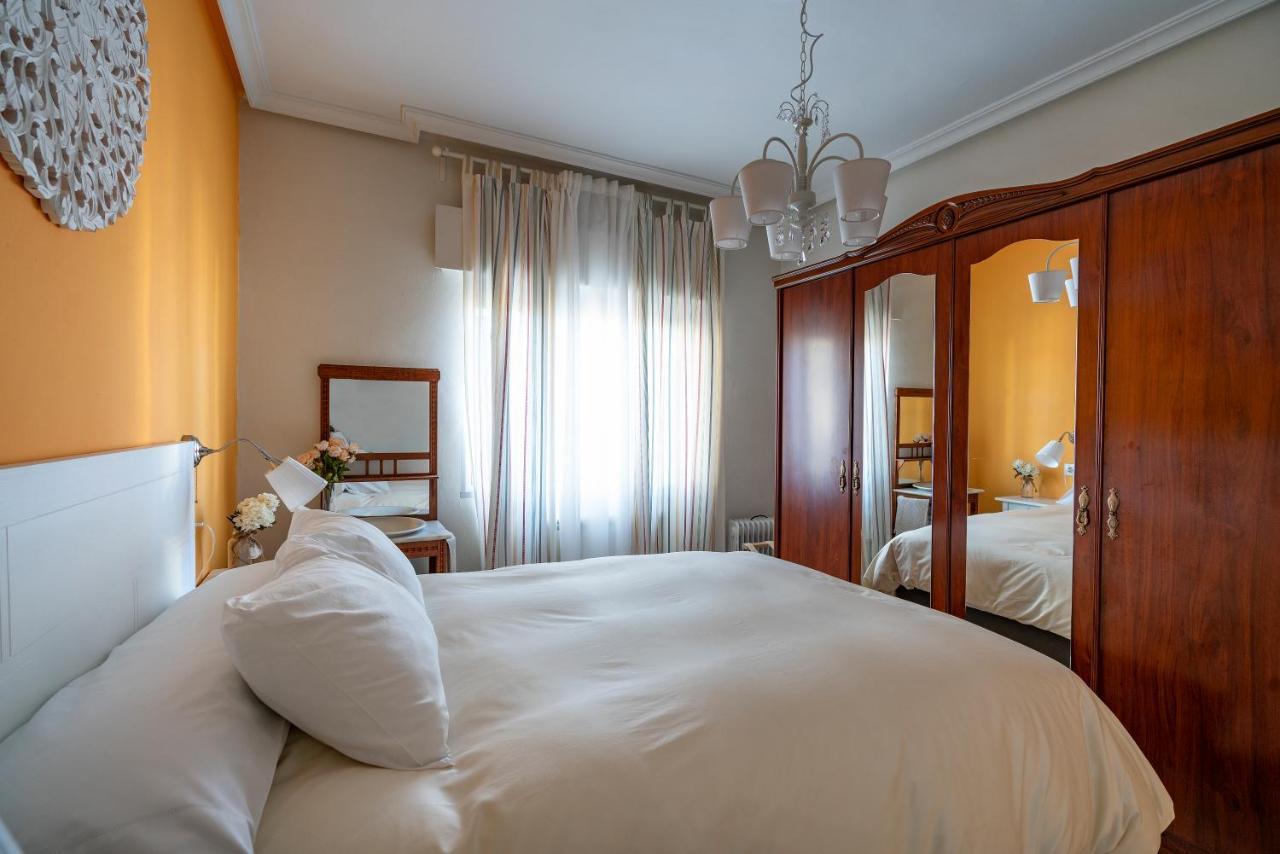 Apartament Casa Angel Caces Zewnętrze zdjęcie