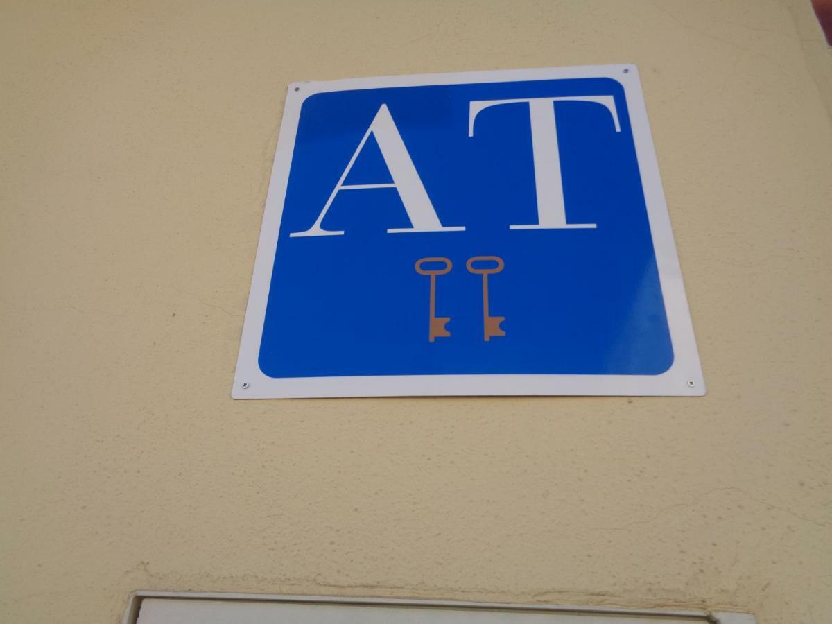 Apartament Casa Angel Caces Zewnętrze zdjęcie